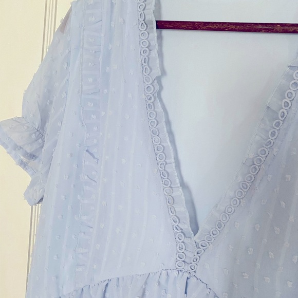 Deep V Flowy Blouse - Picture 2 of 4